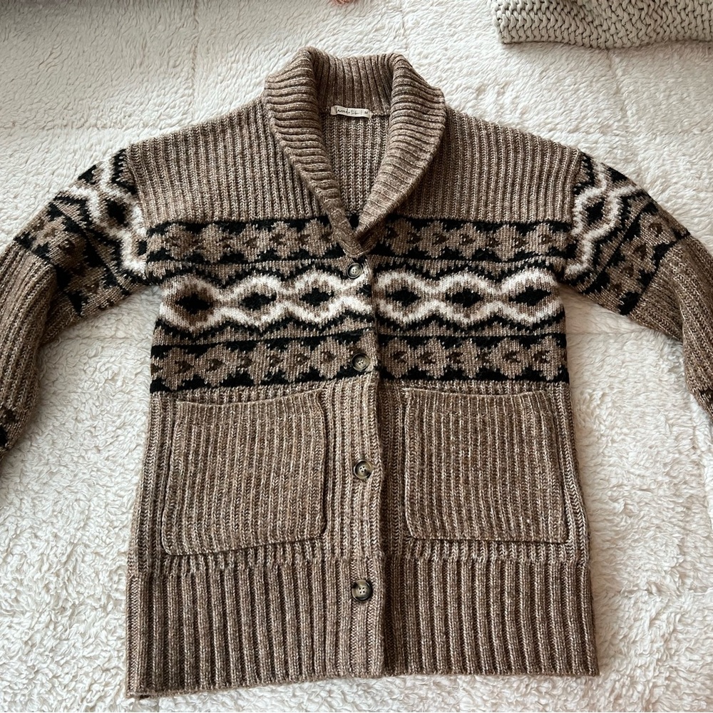 NWOT Oversized Cowichan Cardigan Sweater - Picture 2 of 8